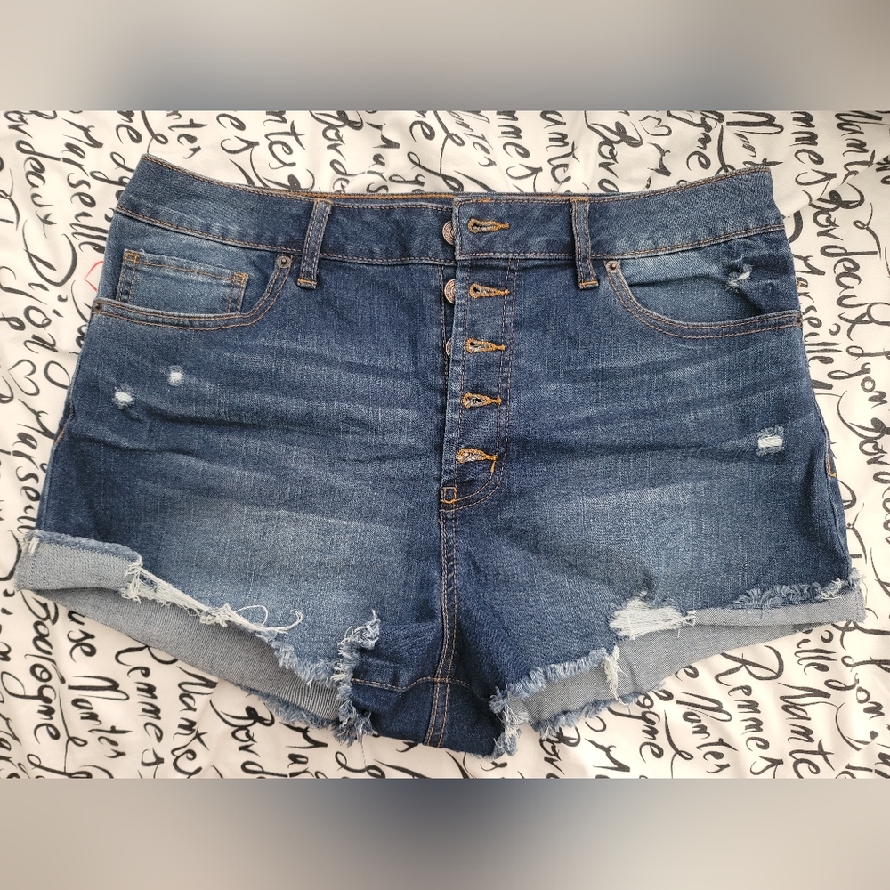 Women's Rewash Stretch Jean shorts